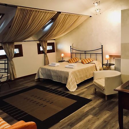 Alla Galleria B&B Verona Exteriör bild