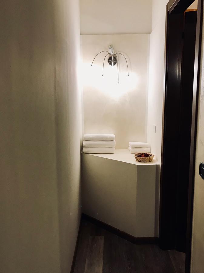 Alla Galleria B&B Verona Exteriör bild